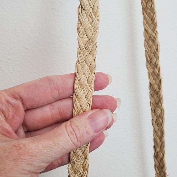 Unbranded round woven summer crossbody bag - Picture 6 of 10